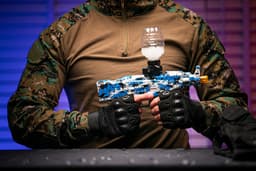 Thumbnail AKminiS2.JPG