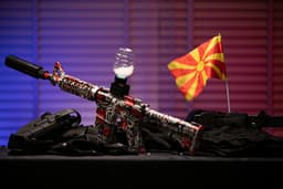 Thumbnail M4S2.JPG